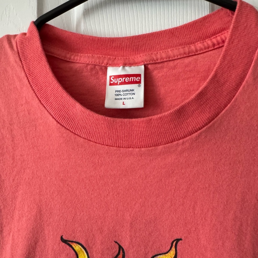 Supreme Pink Sun Graphic Tee - Picture 3 of 4